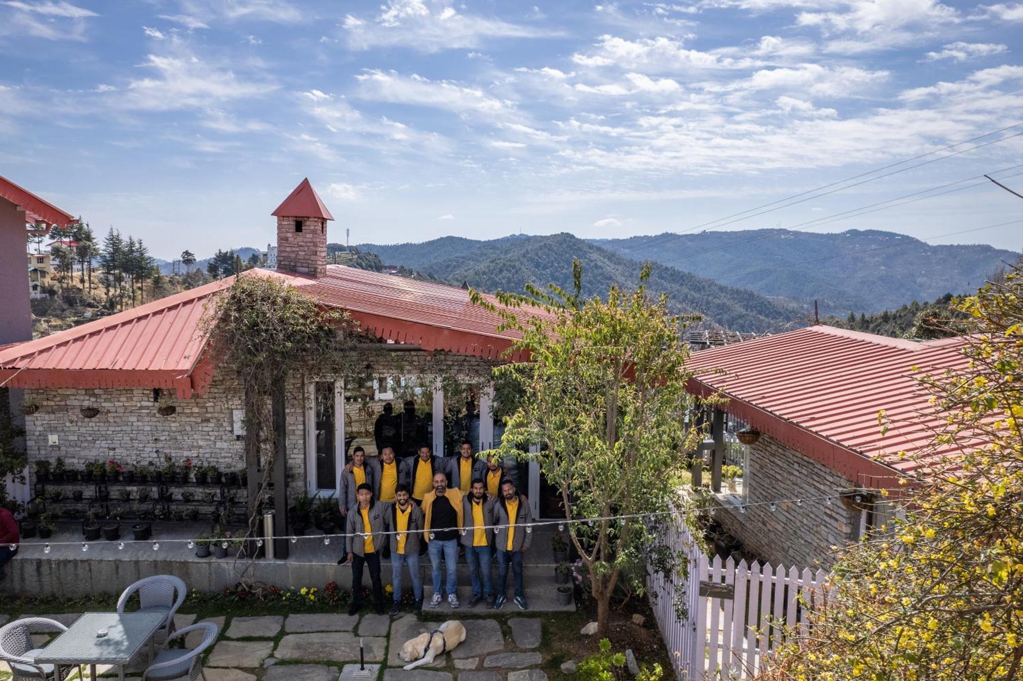 The Birdcage, Mukteshwar Hotel Exterior photo