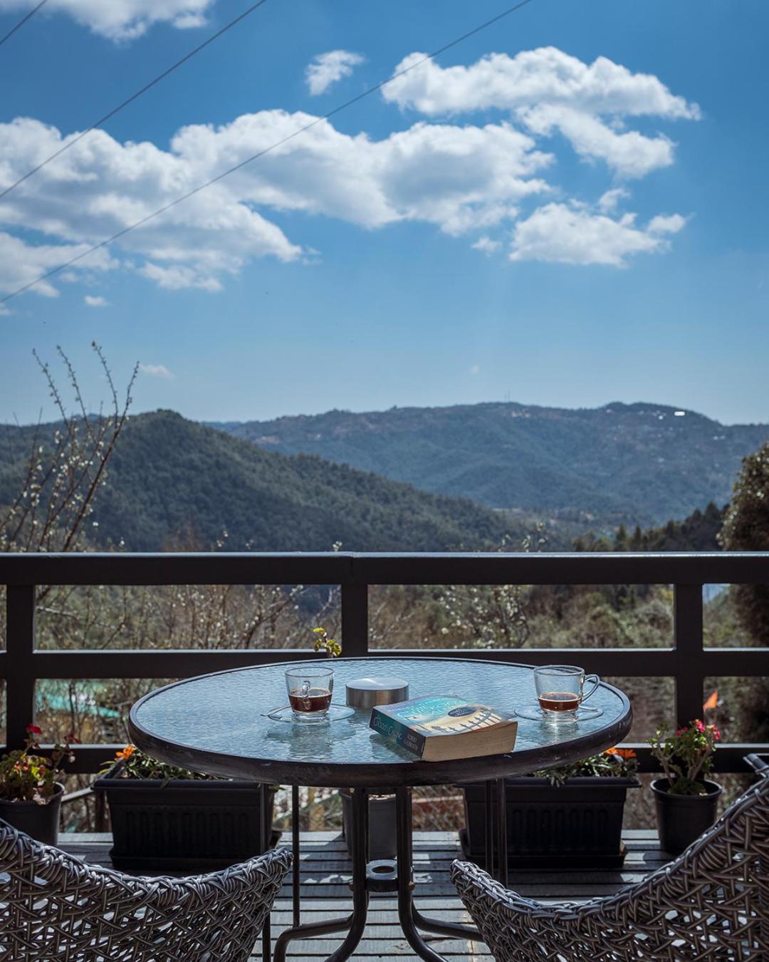 The Birdcage, Mukteshwar Hotel Exterior photo